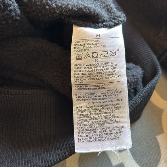 Old Navy Bounce Fleece Half-Zip Pullover Sweatshirt size M - Picture 10 of 15